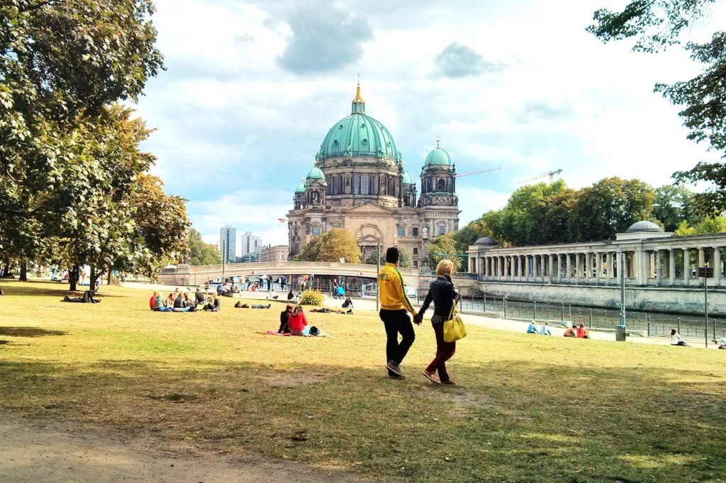Fly Sydney To Berlin