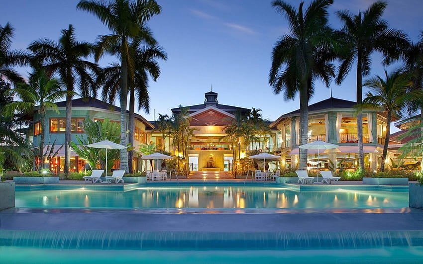 Luxury Hotel